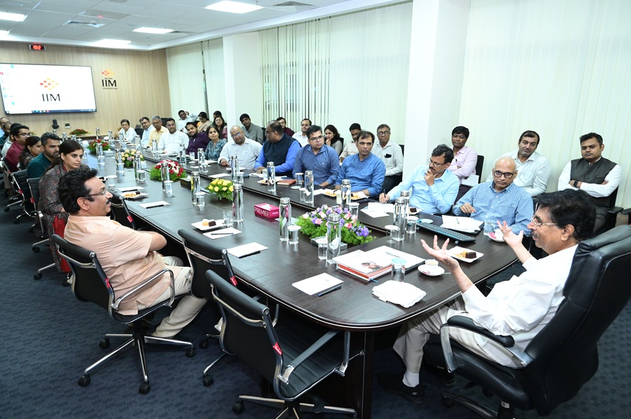  Hon’ble Governor of Odisha Visits IIM Visakhapatnam, Lauds Its Achievements